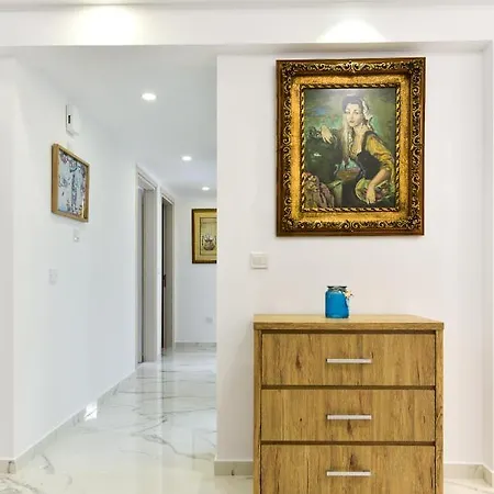 Apartmán Santa Barbara Sun City, Luxury, 110Sqm,3 Rooms *