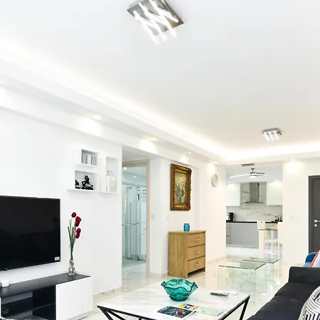 Santa Barbara Sun City, Luxury, 110Sqm,3 Rooms