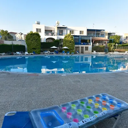 Santa Barbara Sun City, Luxury, 110Sqm,3 Rooms Appartamento Limisso