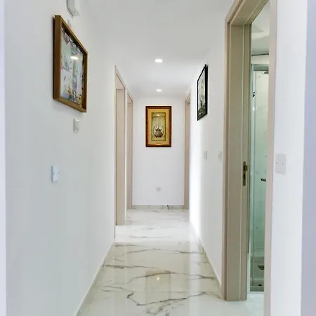 Santa Barbara Sun City, Luxury, 110Sqm,3 Rooms Appartamento *